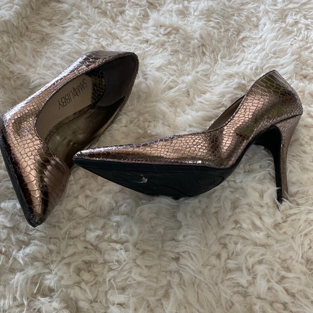 Sam & Libby pewter colored heels